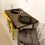 Getaway Discrete And Cozy